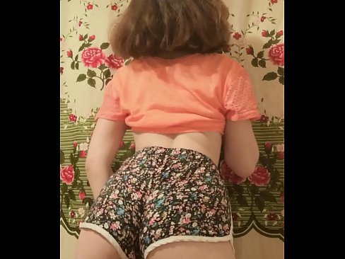 ❤️ سیکسی ځوان ماشوم په کیمره کې خپل شارټونه لرې کوي په موږ کې٪ ps.sexonfire.ru٪؛ ❌️
