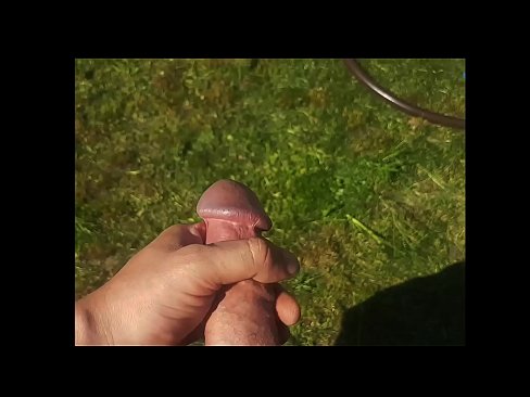 ❤️ ګرم hottie خپل ګلابي بلی fucked او د اوړي په باغ کې د squirt سره cums ترلاسه کوي په موږ کې٪ ps.sexonfire.ru٪؛ ❌️