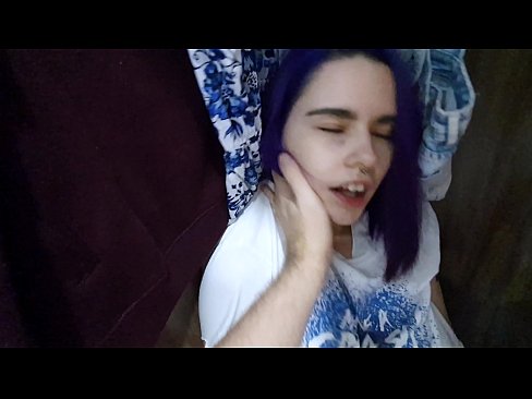 ❤️ زما خور په الماری کې وموندله او د هغې سره یې مرسته وکړه په موږ کې٪ ps.sexonfire.ru٪؛ ❌️